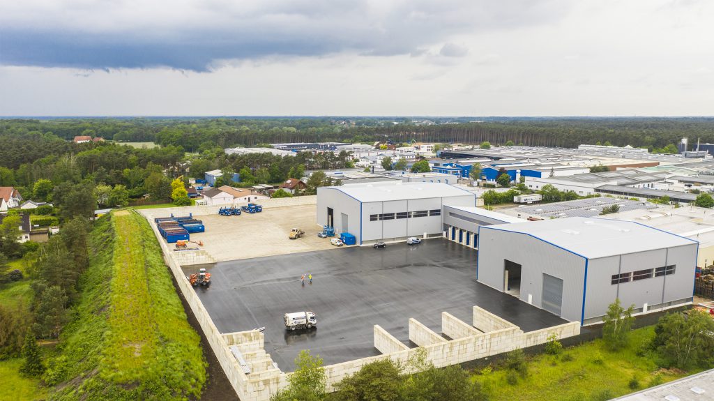 Recycling center for commercial waste | Bezner